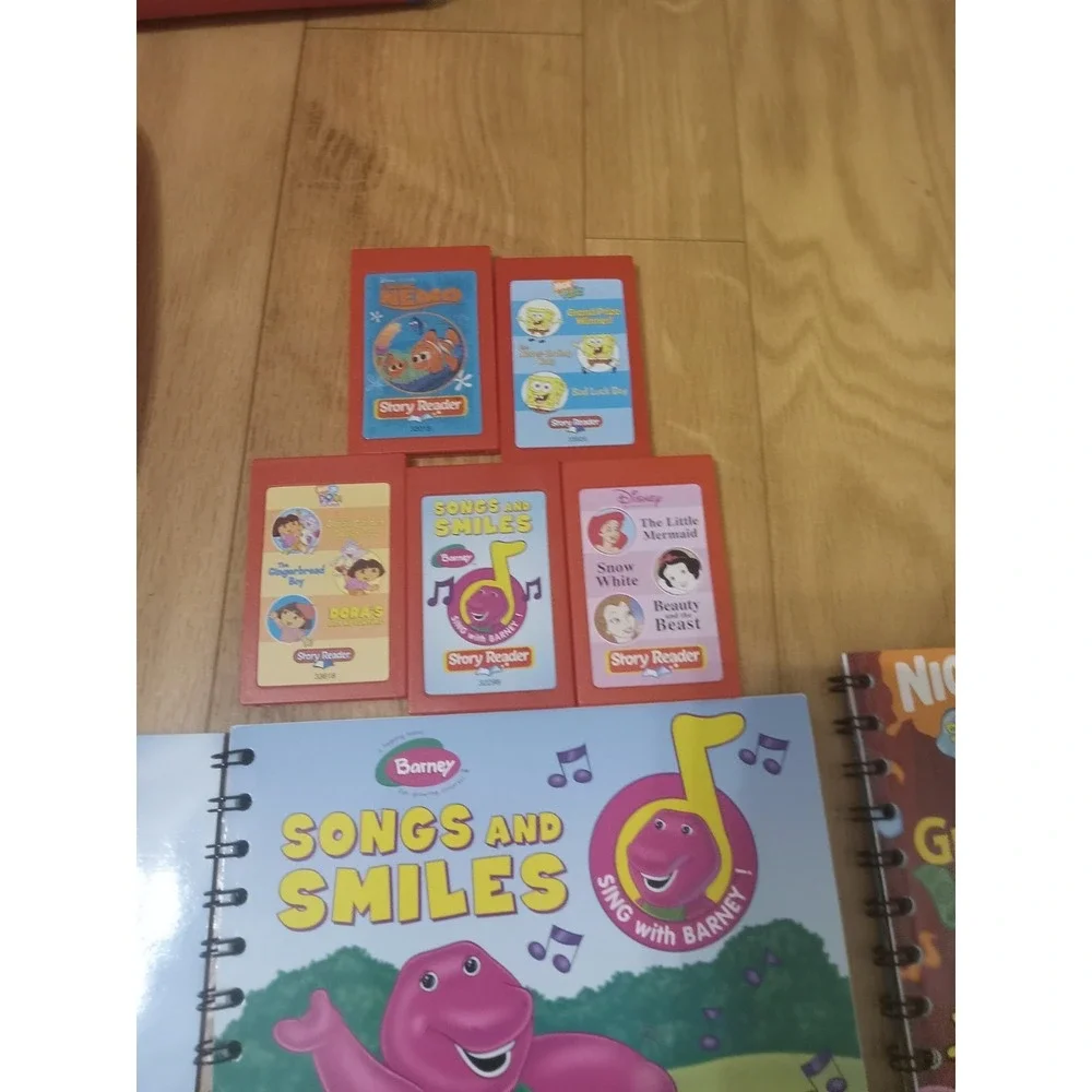 Vintage Children's Electric Story Reader System  SpongeBob Nemo 11 Books Cartrid
